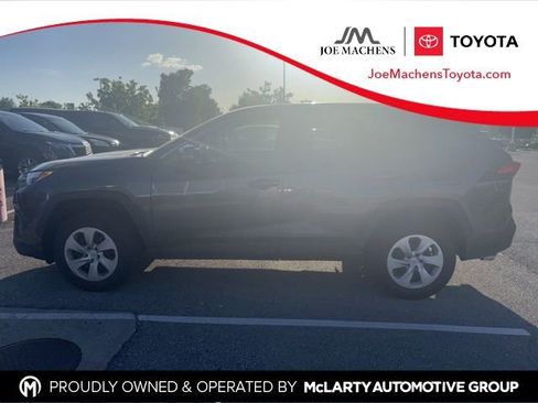 Used 2023 Toyota RAV4 LE AWD/4WD image 1