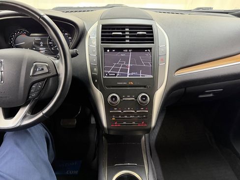 Used 2018 Lincoln MKC Select w/ Select Plus Package image 24