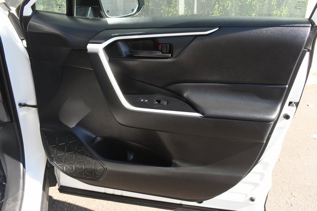 Certified 2025 Toyota RAV4 LE AWD/4WD image 23