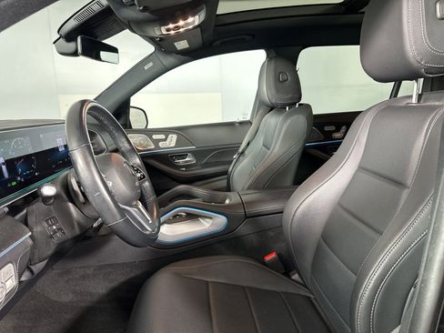 Used 2023 Mercedes-Benz GLS 450 4MATIC image 8