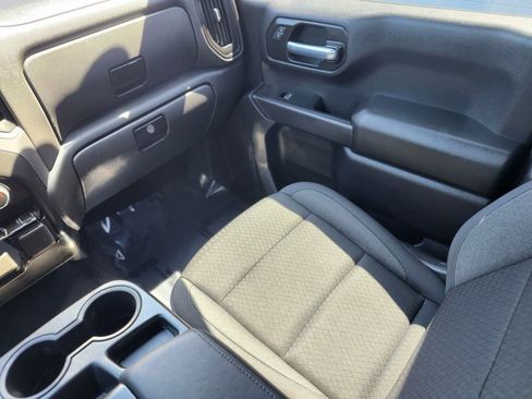 Used 2025 Chevrolet Silverado 1500 Custom Trail Boss w/ Turbomax Blackout Package AWD/4WD image 13