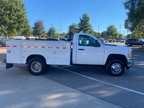 Used 2013 Chevrolet Silverado 3500 W/T image 5