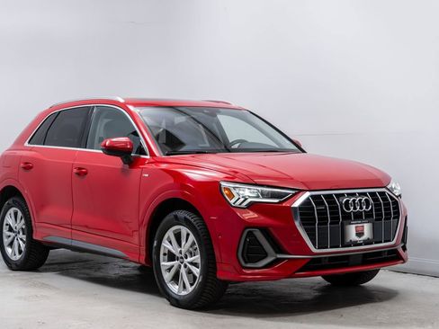 Used 2021 Audi Q3 2.0T Premium Plus w/ Premium Plus Package image 9