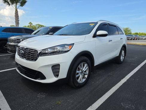 Used 2020 Kia Sorento LX w/ LX I4 Convenience Package FWD image 6