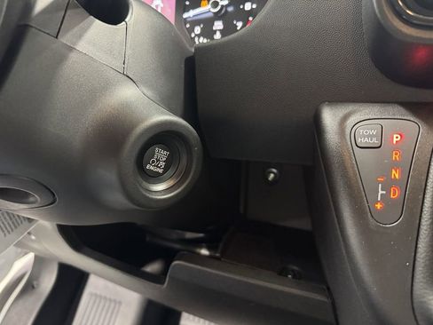 New 2024 RAM ProMaster 3500 w/ Convenience Group FWD image 31