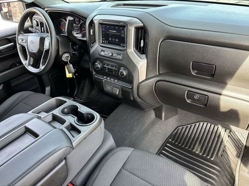 Used 2020 Chevrolet Silverado 1500 Custom Trail Boss w/ Custom Convenience Package image 12