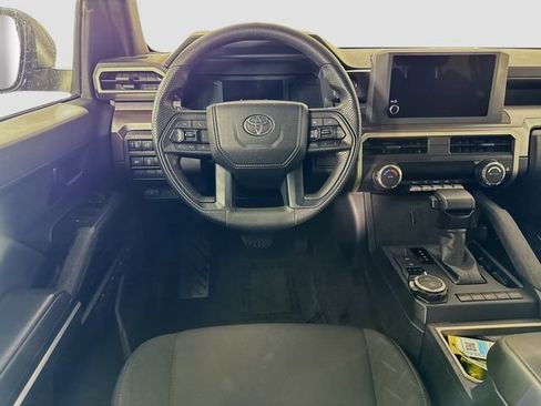 Certified 2024 Toyota Tacoma SR5 AWD/4WD image 22