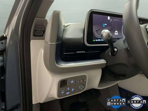 Used 2025 Hyundai Ioniq 6 SEL image 13