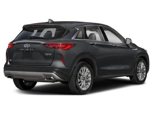 Certified 2025 INFINITI QX50 Luxe image 2