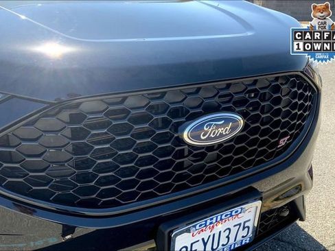 Used 2022 Ford Edge ST image 29