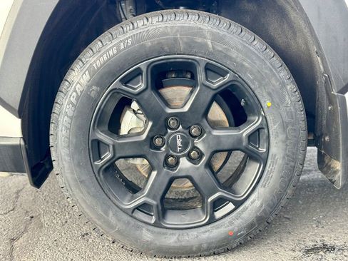 Used 2022 Toyota RAV4 TRD Off-Road image 7