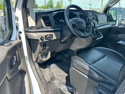 Certified 2024 Ford Transit 250 Low Roof w/ Load Area Protection Package RWD image 5
