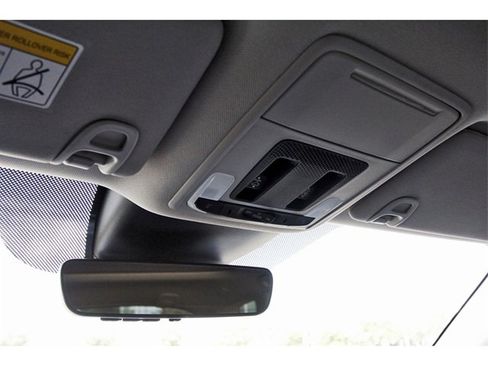 Used 2023 Honda Pilot Touring image 25