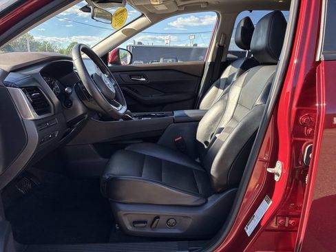 Used 2022 Nissan Rogue SV w/ SV Premium Package AWD/4WD image 23
