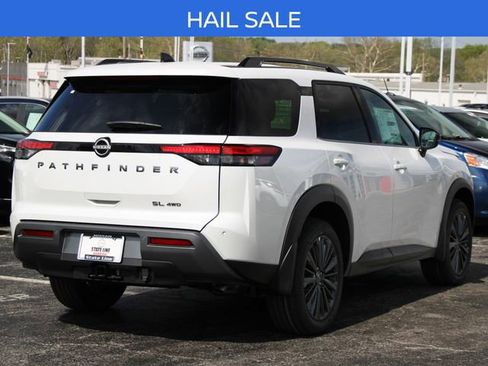 New 2026 Nissan Pathfinder SL AWD/4WD image 9