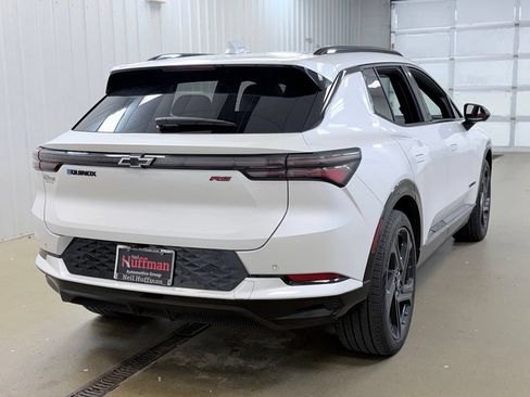 Used 2025 Chevrolet Equinox EV RS FWD image 5