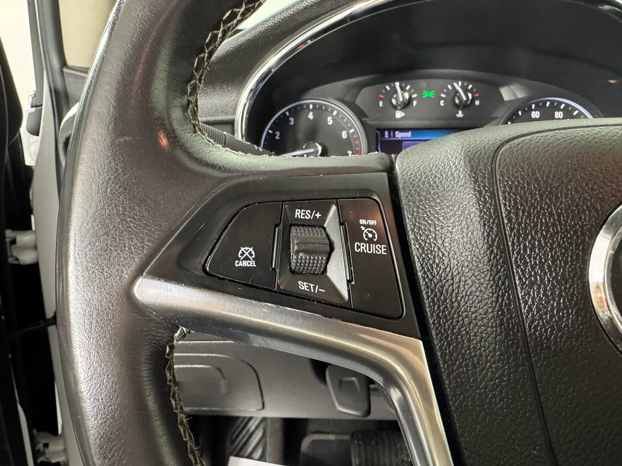 Used 2020 Buick Encore Preferred FWD image 15
