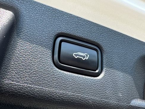 Used 2023 Hyundai Palisade XRT FWD image 12