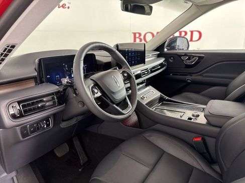 New 2025 Lincoln Aviator Reserve w/ Illumination Package image 14