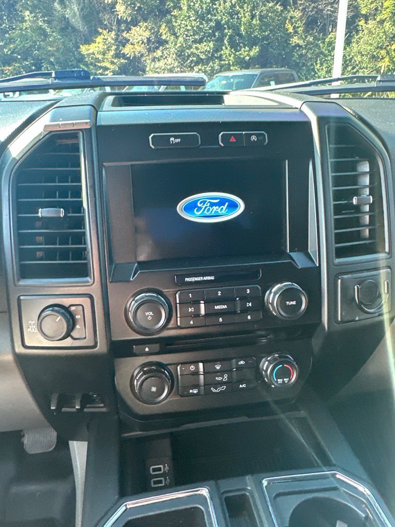 Used 2017 Ford F150 XL w/ Equipment Group 101A Mid AWD/4WD image 18