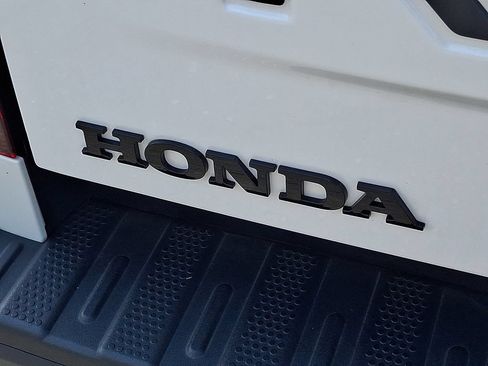 Used 2024 Honda Ridgeline Black Edition image 34
