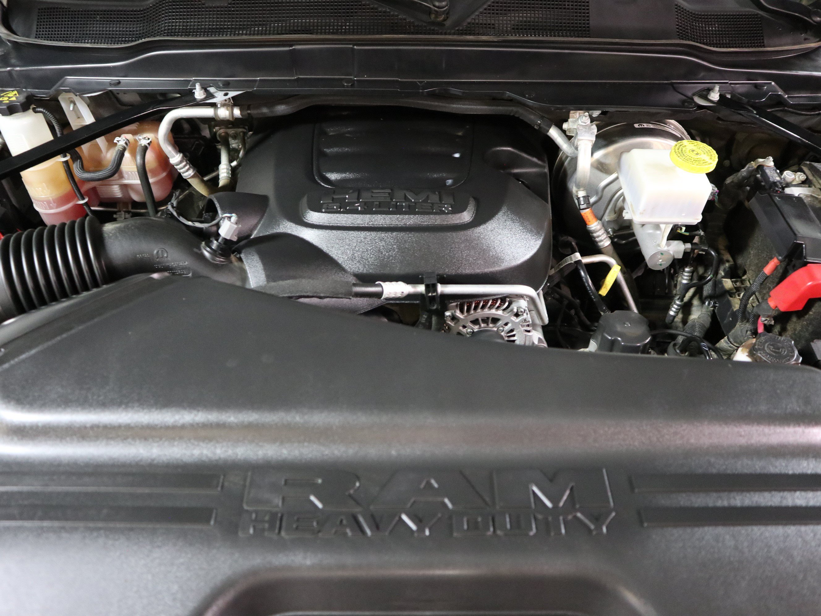 Used 2024 RAM 2500 Big Horn AWD/4WD image 13