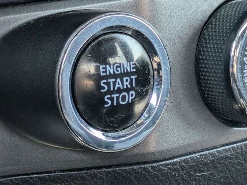Used 2017 Toyota Tacoma TRD Sport AWD/4WD image 20