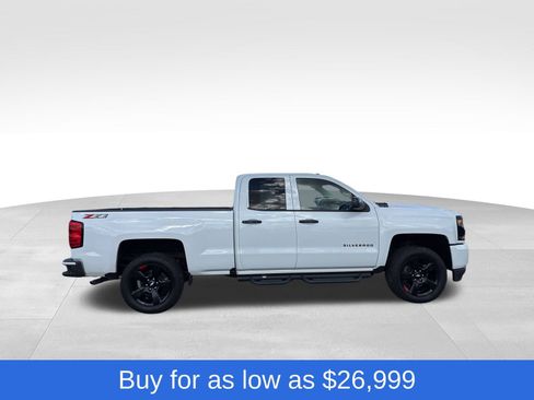 Used 2018 Chevrolet Silverado 1500 LT w/ Redline Edition image 6