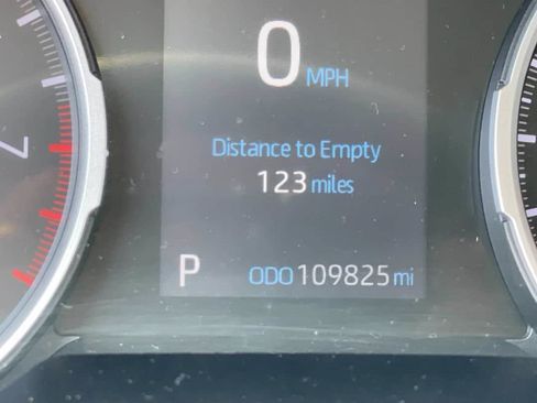 Certified 2020 Toyota RAV4 XLE AWD/4WD image 4