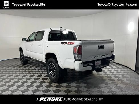 Used 2021 Toyota Tacoma TRD Sport w/ Technology Package AWD/4WD image 11