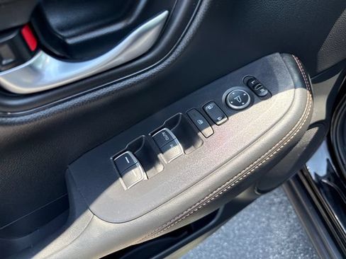 Certified 2024 Honda HR-V Sport image 10