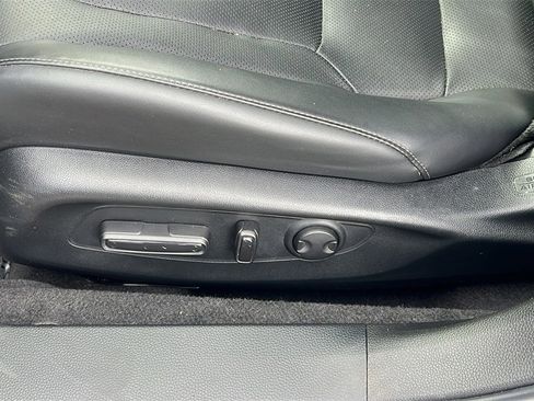 Used 2023 Honda Accord Touring image 13