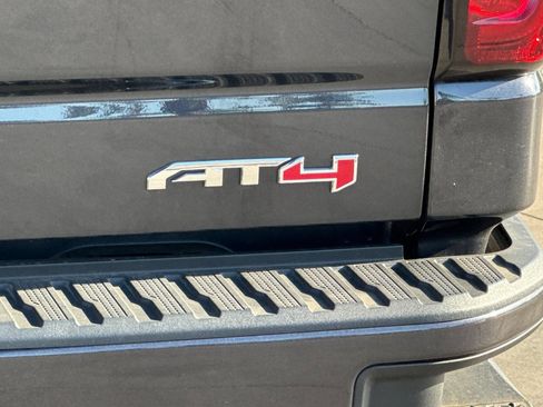 Used 2024 GMC Sierra 1500 AT4 w/ Technology Package AWD/4WD image 30