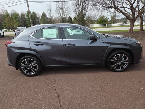 New 2026 Lexus UX 300h AWD image 4