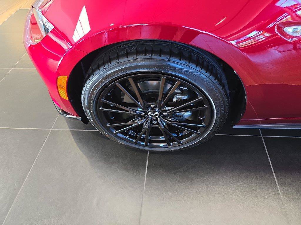 New 2026 MAZDA MX-5 Miata Club w/ Interior Package RWD image 9