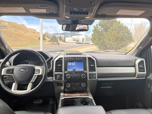 Used 2019 Ford F450 Lariat w/ Lariat Ultimate Package AWD/4WD image 19