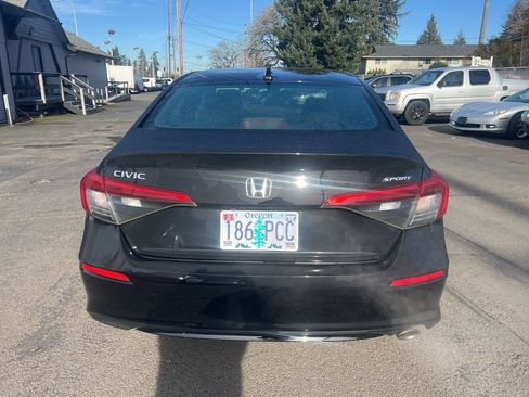 Used 2023 Honda Civic Sport image 5