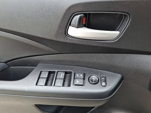 Used 2015 Honda CR-V LX image 14