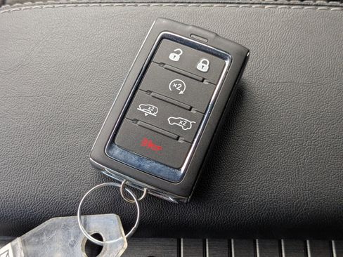 New 2026 Jeep Grand Wagoneer L Limited AWD/4WD image 29