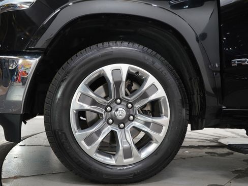 Used 2019 RAM 1500 Limited AWD/4WD image 32