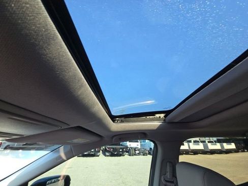 Used 2021 Honda CR-V EX-L image 12