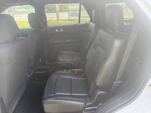 Used 2017 Ford Explorer 4WD Police Interceptor image 6