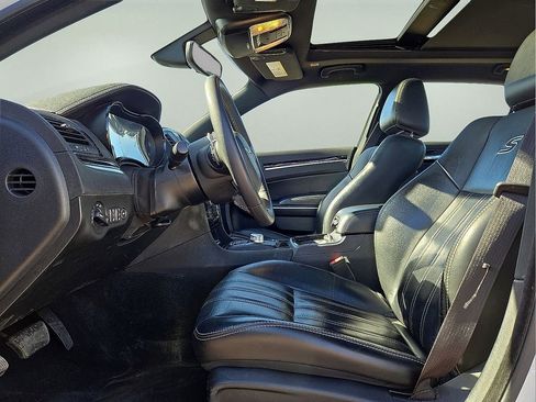 Used 2023 Chrysler 300 S image 22