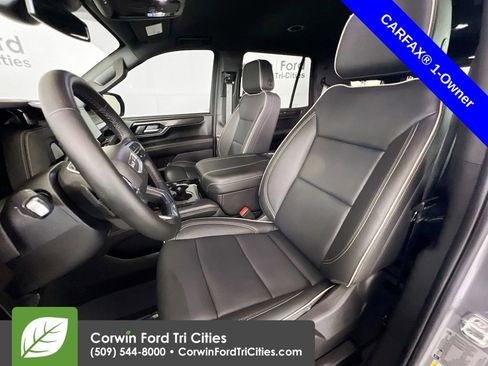 Used 2025 GMC Yukon Elevation w/ LPO, Floor Liner Package AWD/4WD image 25