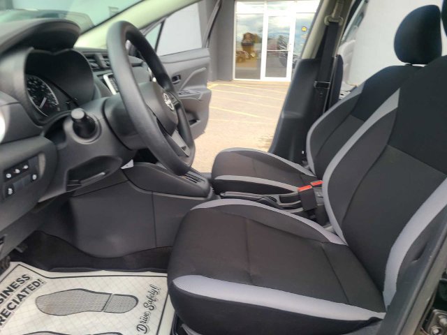 Used 2025 Nissan Versa S w/ S Plus Package FWD image 17