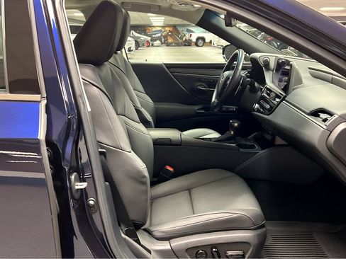 Certified 2025 Lexus ES 350 w/ Premium Package FWD image 25