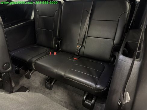 Used 2019 Chevrolet Traverse Premier AWD/4WD image 36