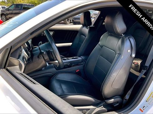 Used 2021 Ford Mustang GT Premium RWD image 20
