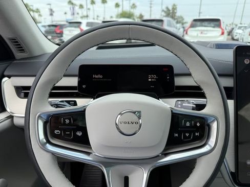 New 2025 Volvo EX90 Plus w/ Protection Package Premier image 17