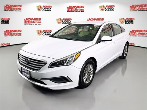 Used 2016 Hyundai Sonata SE image 11